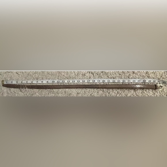 MACY’S brown tan snakeskin snake skin leather waist belt Small S - Picture 6 of 6